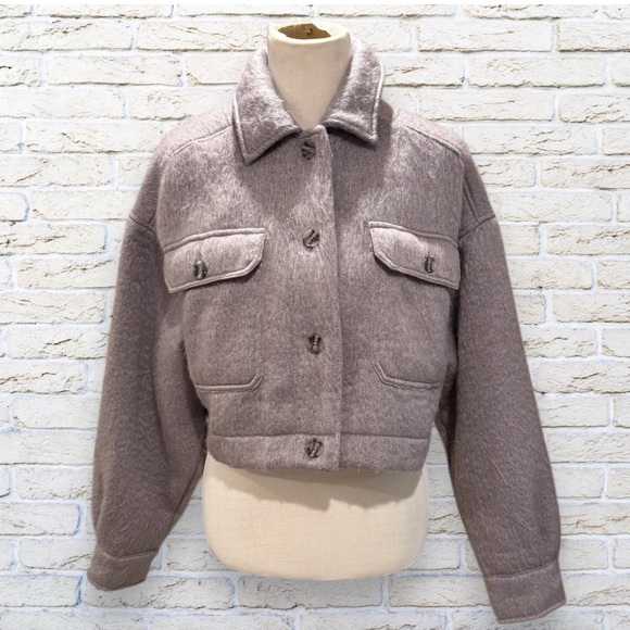 Urban Outfitters Jackets & Blazers - NWT Urban Outfitters Grey Felted Cropped Jacket - Size M